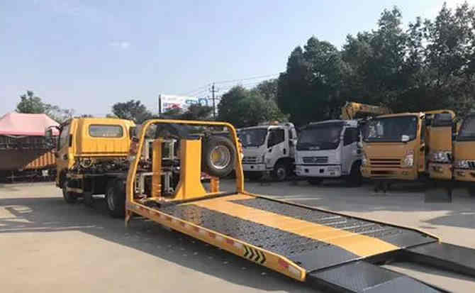 巴马汽车中途维修案例