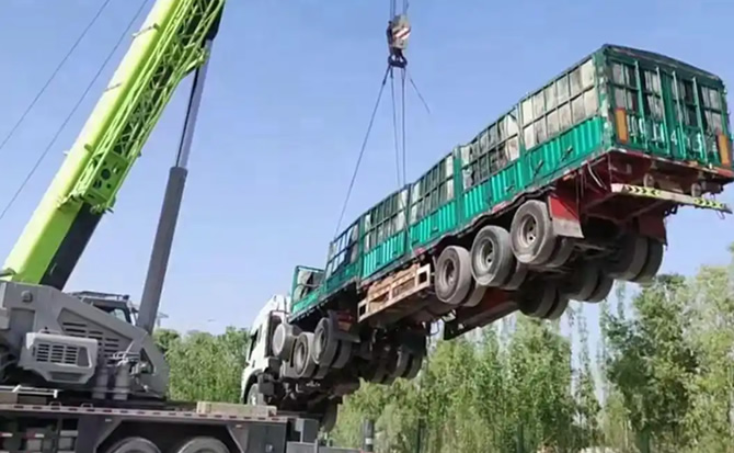 巴马道路脱困救援案例